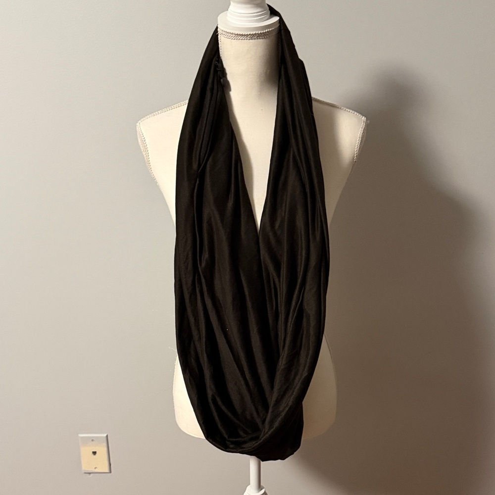 Beyond Yoga Classic Black Scarf